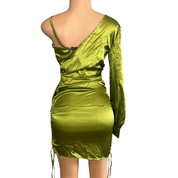 Pretty Little Things Olive Satin One Shoulder Ruched Bodycon Dress - Picture 5 of 10